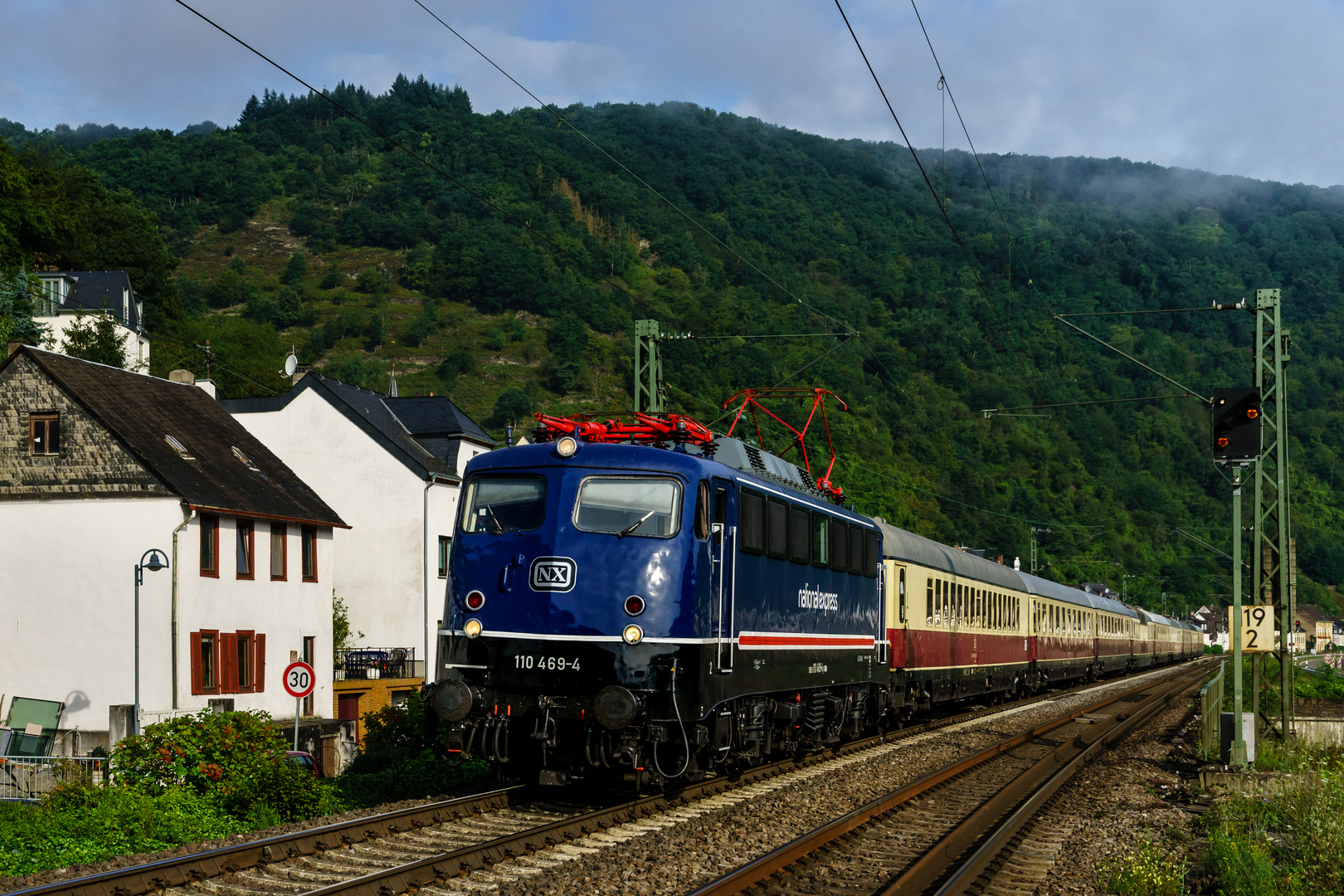 heute mal mit blauer 110 - AKE Rheingold