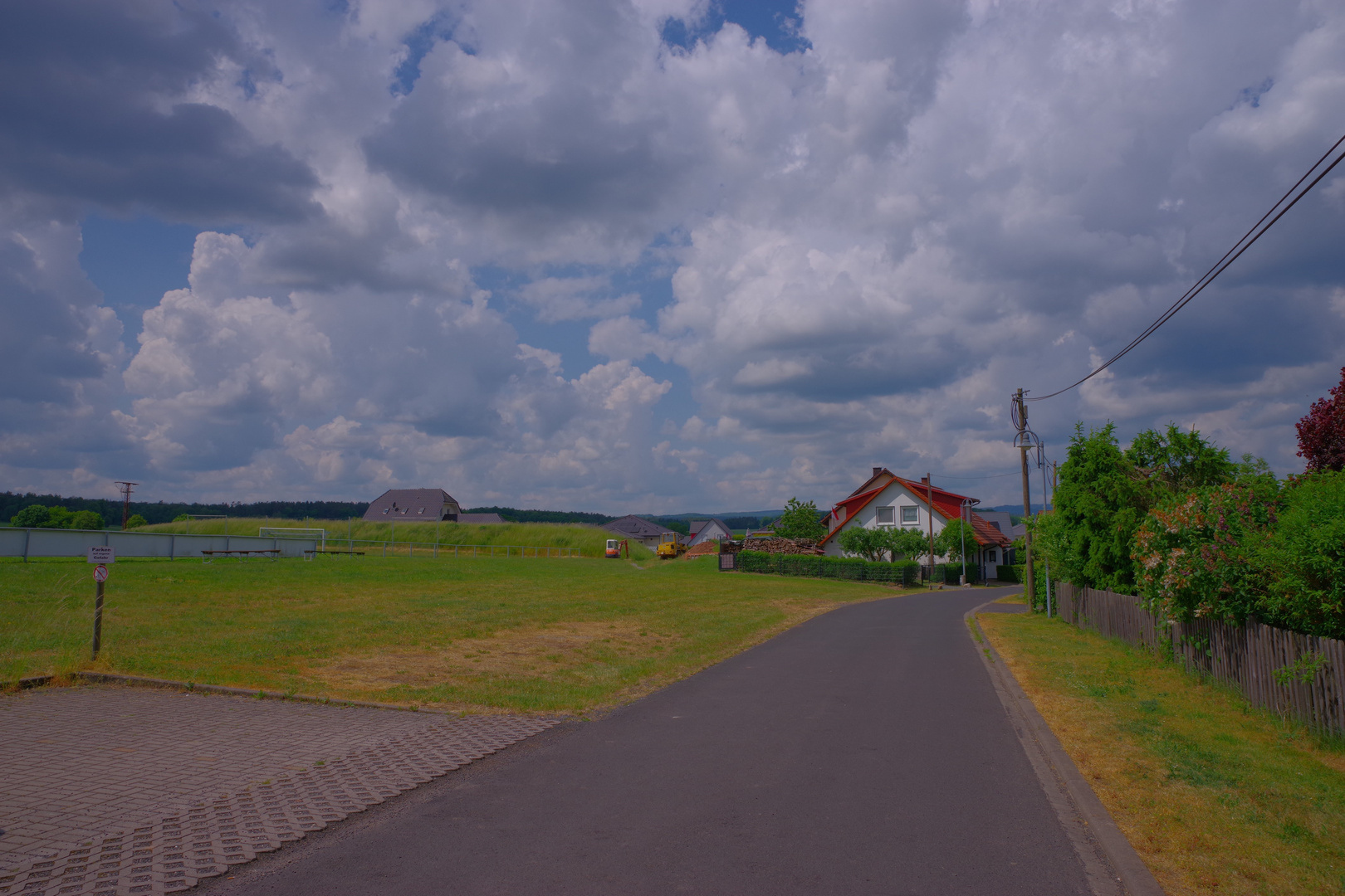 heute mittags in unserer Straße