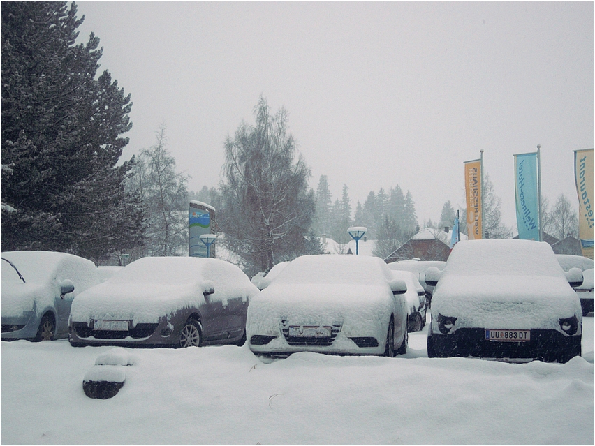 Heute Sonntag: Schneefall !