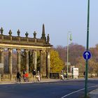 Heute vor 22 Jahren fiel der "Eiserne Vorhang",- zuerst in Berlin .....