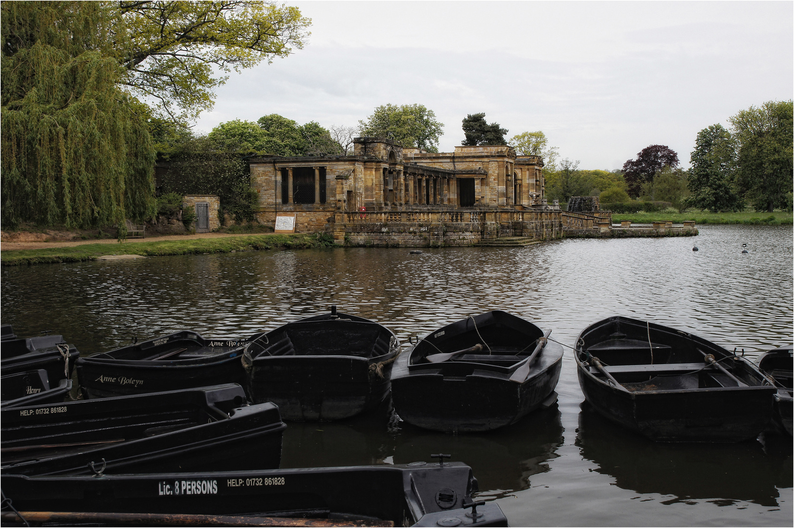 Hever Castle & Gardens