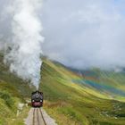 HG 704 --Dampfbahn Furka Bergstrecke-- am 30.08.21 auf dem Weg zum Furka mit Regenbogen