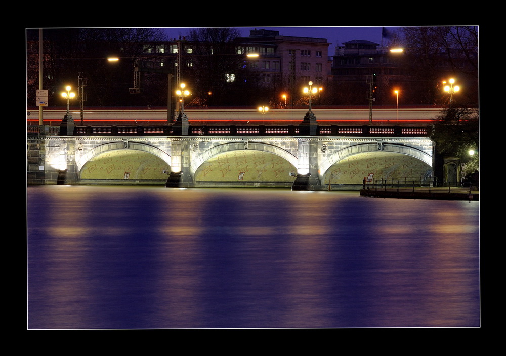 HH-Alster-Brücke-ICE