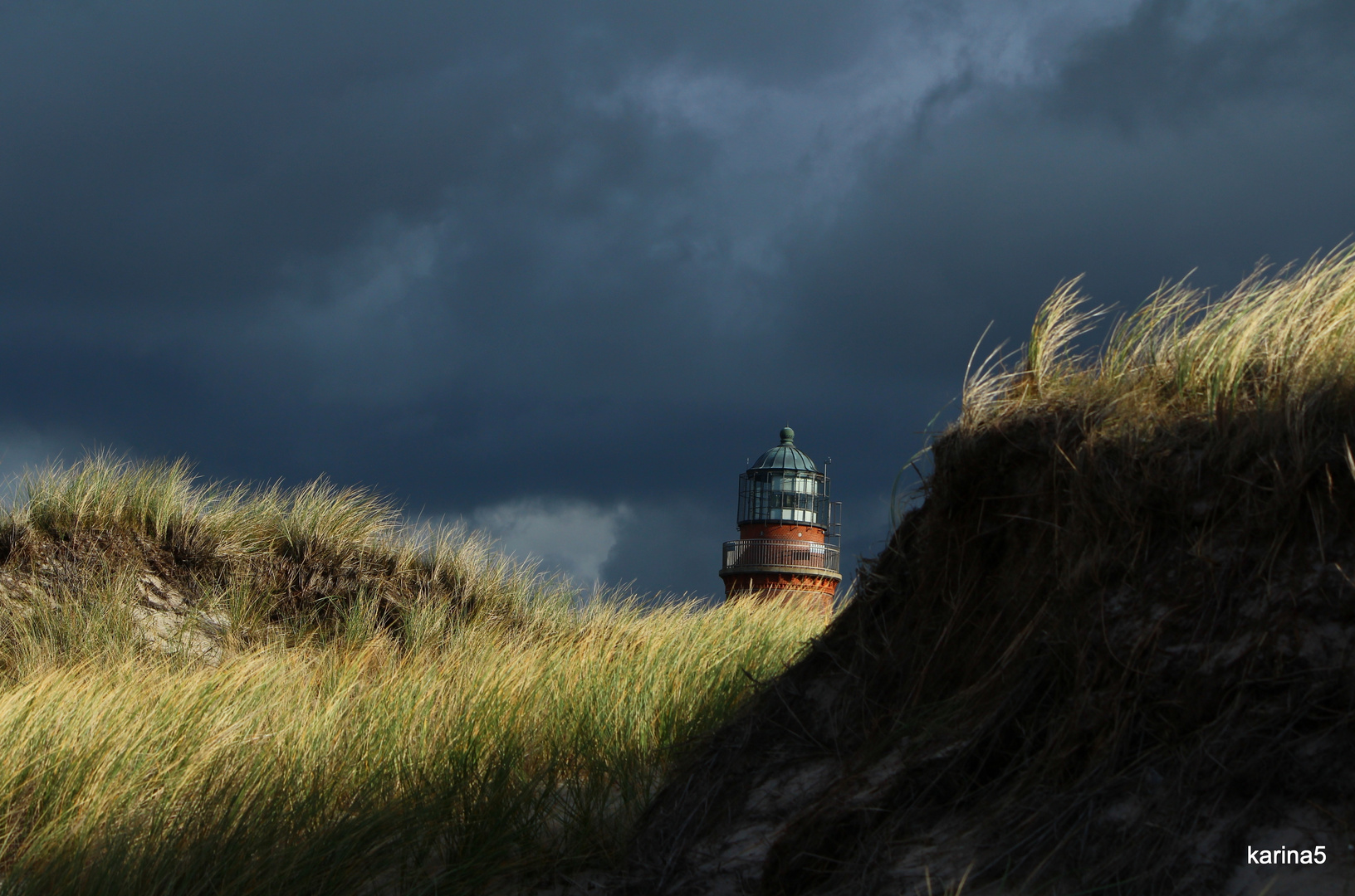 Hiding Lighthouse