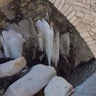 HIELO BAJO EL PUENTE