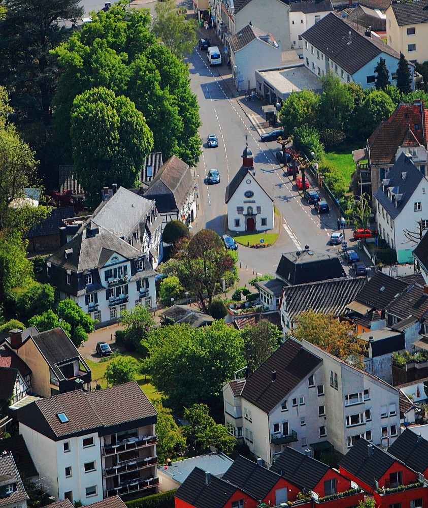 hier ein Blick vom Drachenfels ..