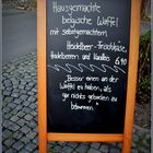 ... Hier gibt's einen an die Waffel ...