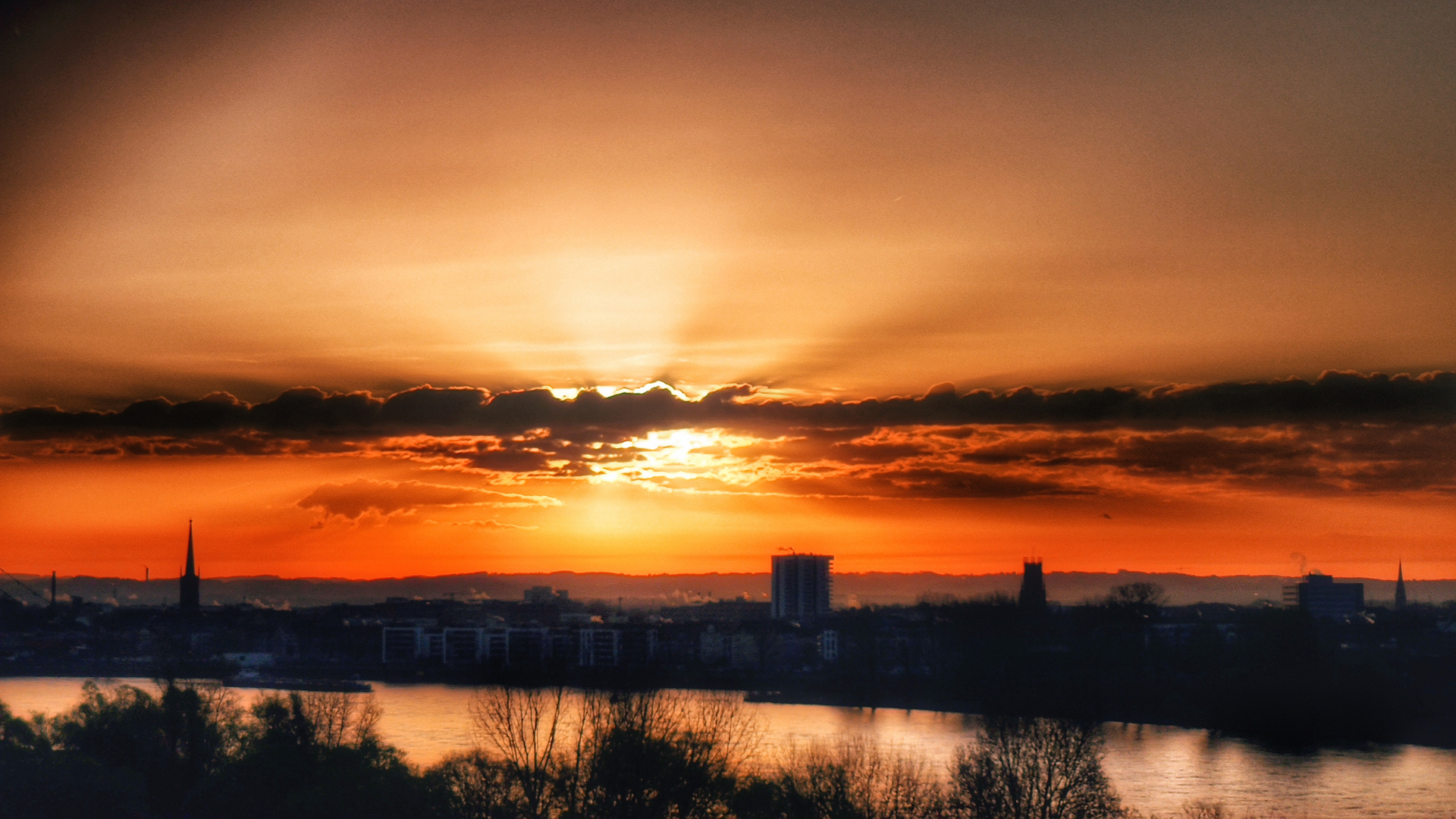 Hier kommt die Sonne