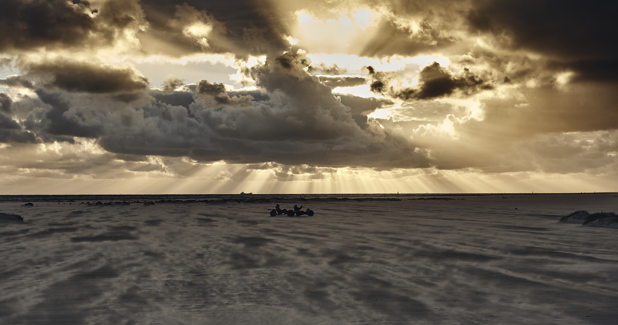 Hier mal ein Foto von der Insel Fanö in Dänemark gleich neben Esbjerk