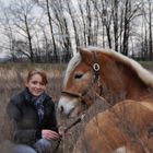 Hier mal ein Foto von mir und meinem Haflinger =)