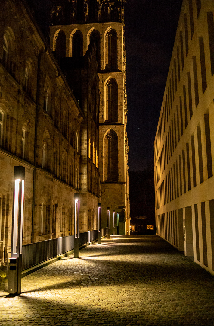 Hier residiert der Bischof Glenn in Münster .