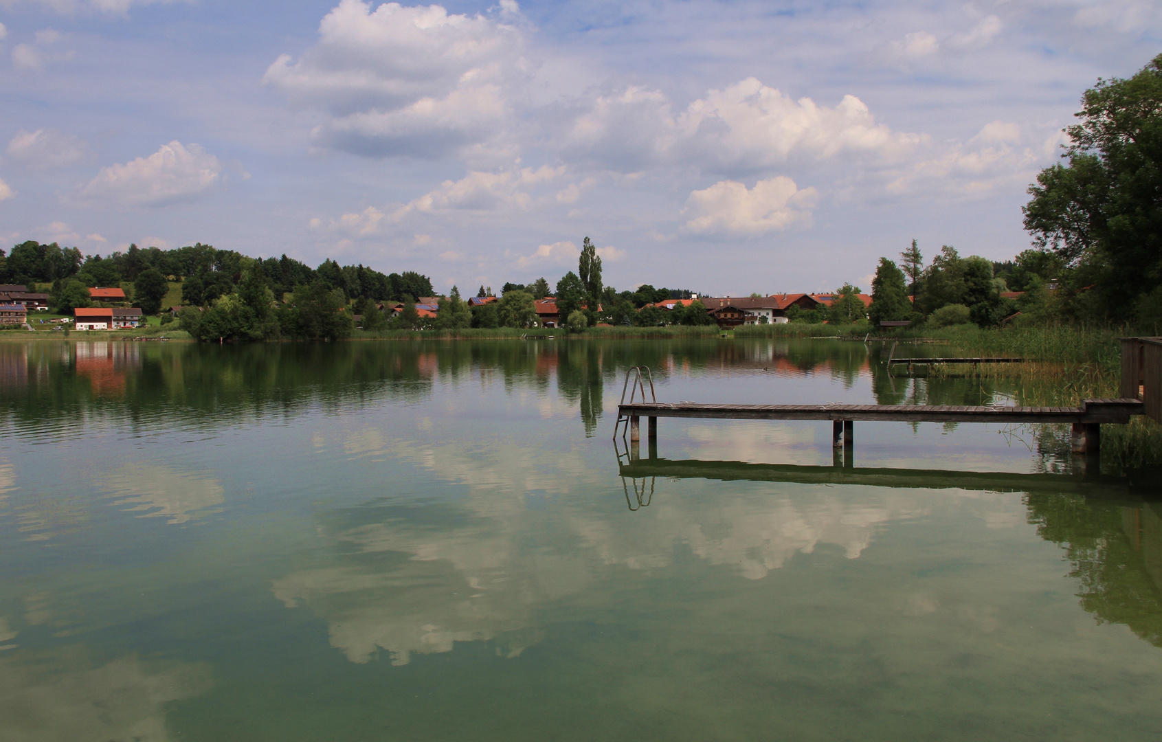 Hier sollte man jetzt schwimmen... Foto & Bild landschaft, bach