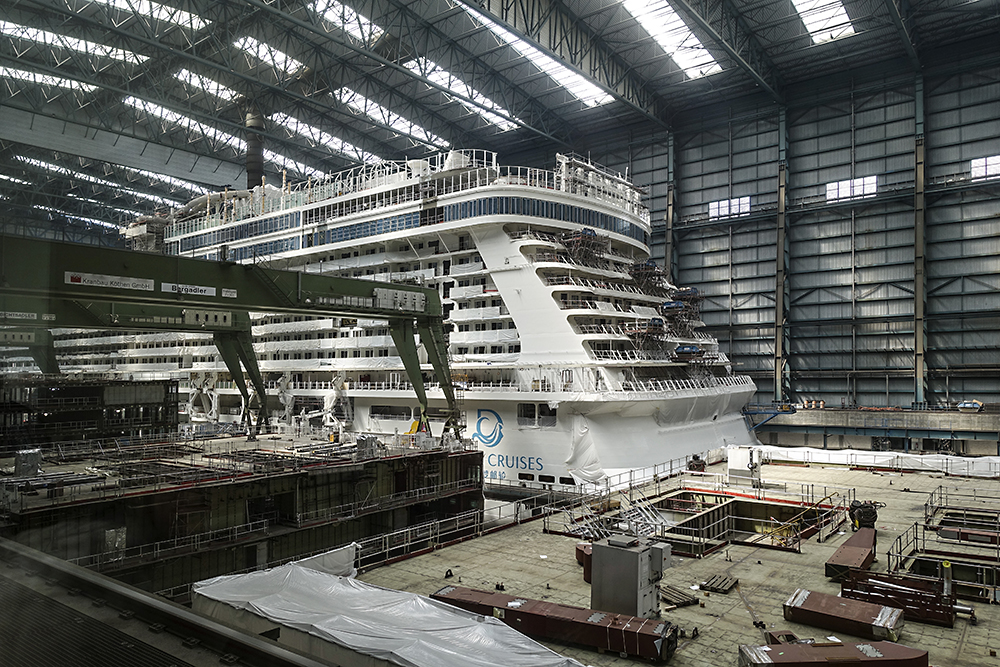 Hier wird ein Ozeanriese geboren. Die "Genting Dream"