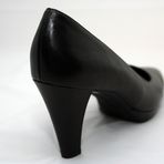 High heel...