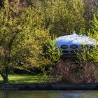 HIGH NOON AM GRÜNEN RAND DER SPREE oder SOGAR DIE FISCHE SCHWIEGEN oder