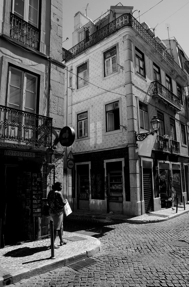 High noon in Lisbon