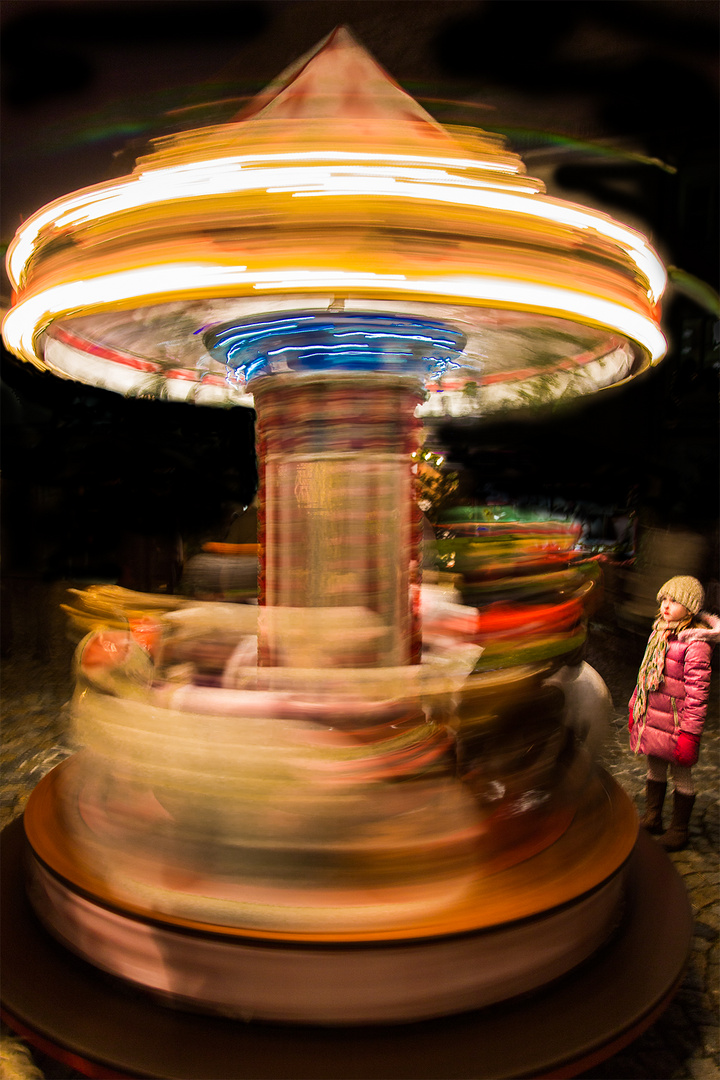 High-Speed-Karusell: so funktionieren Weihnachtsmärkte...