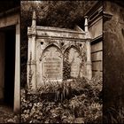 Highgate Cemetery -Lebanon Circle-