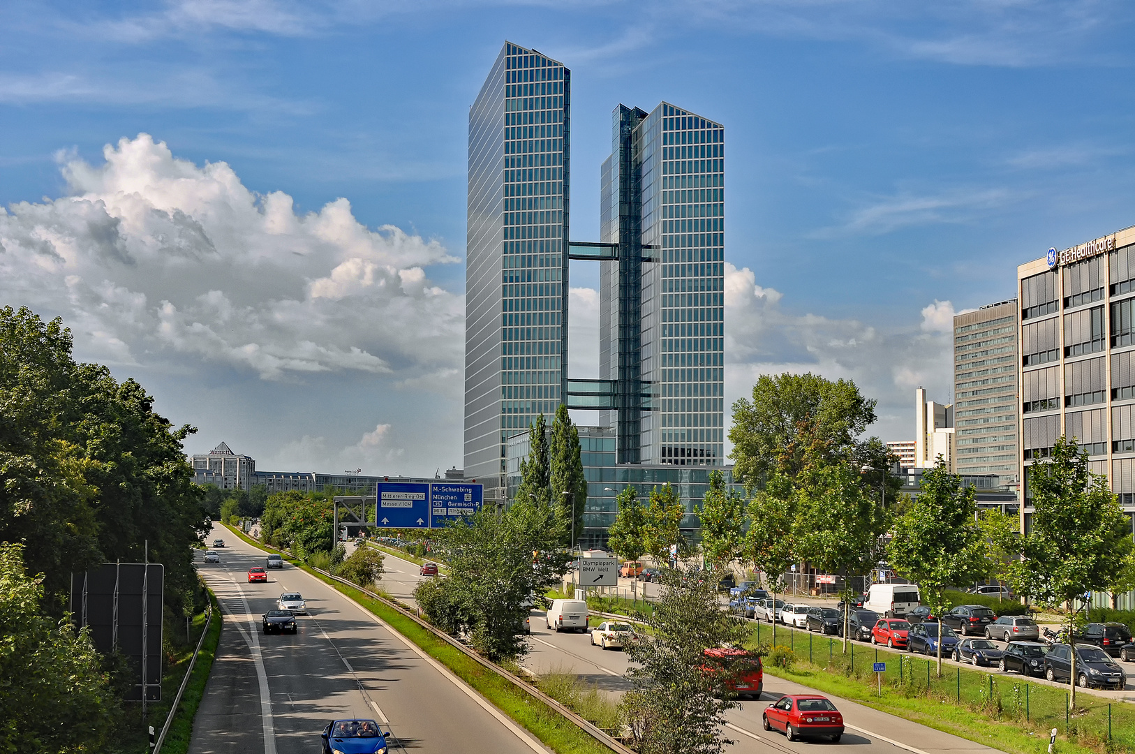 Highlight Towers Foto & Bild architektur, stadtlandschaft, skylines
