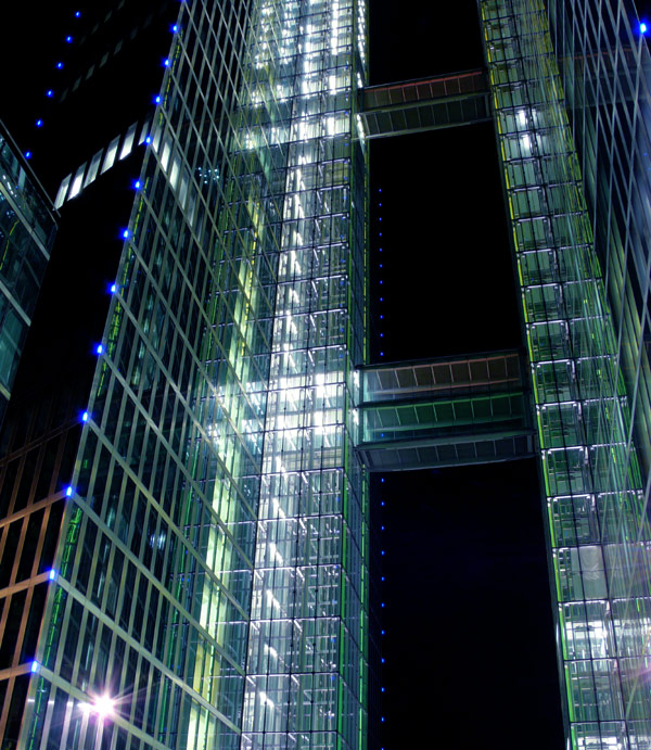 Highlight Towers in München bei Nacht