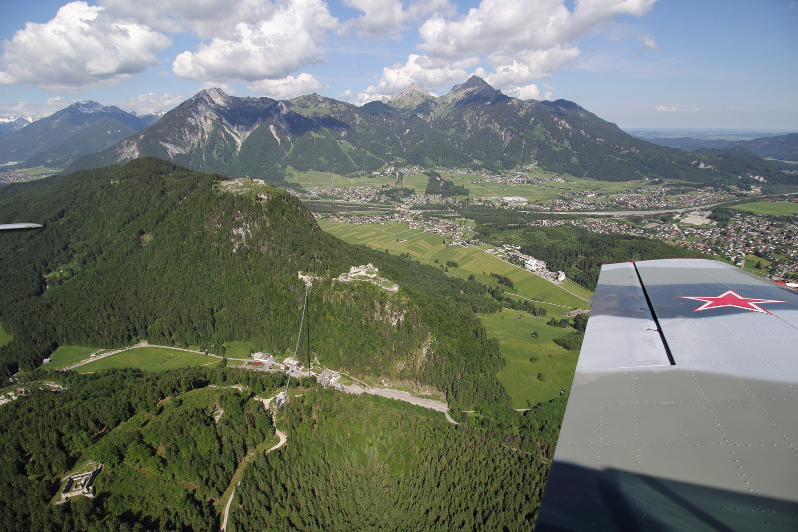 highline179 - und Burg Ehrenberg -  YAK Flug 3 6 17