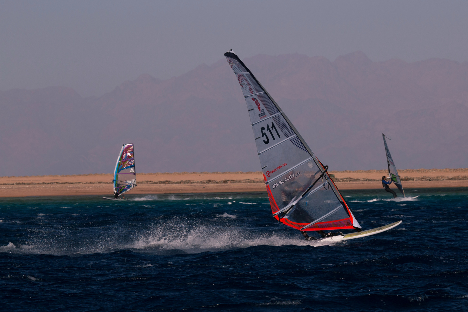 Hightech-Sport vor dem Sinai-Gebirge