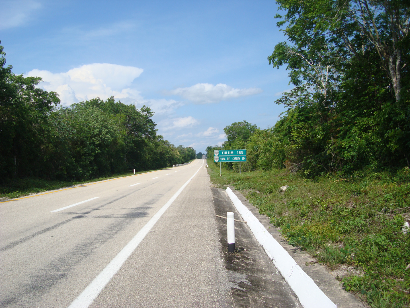 Highway Cancun-Merida