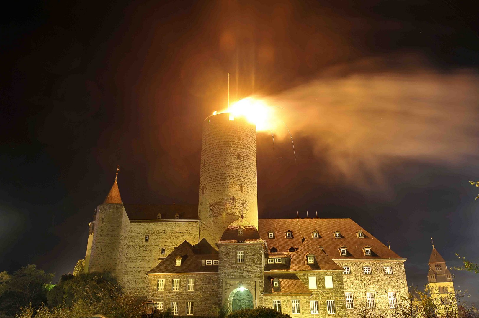 Hilfe, die Burg brennt