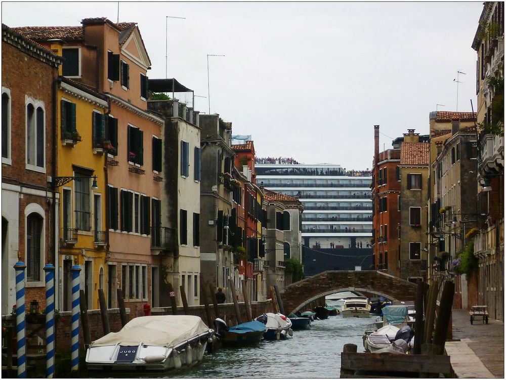 Hilfe, die Kreuzfahrer fallen in Venedig ein!