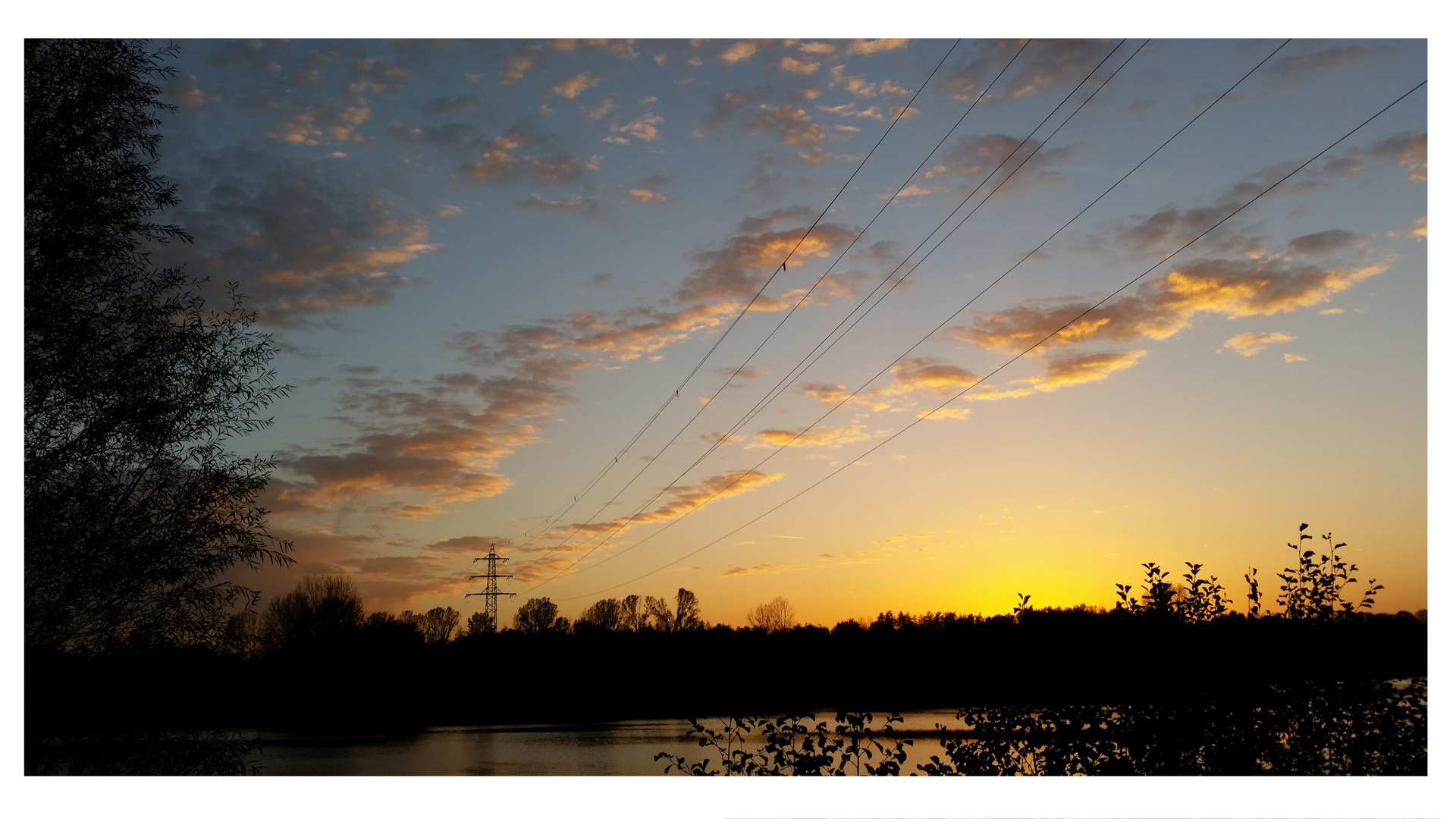 Hilfe im Sonnenuntergang gesucht