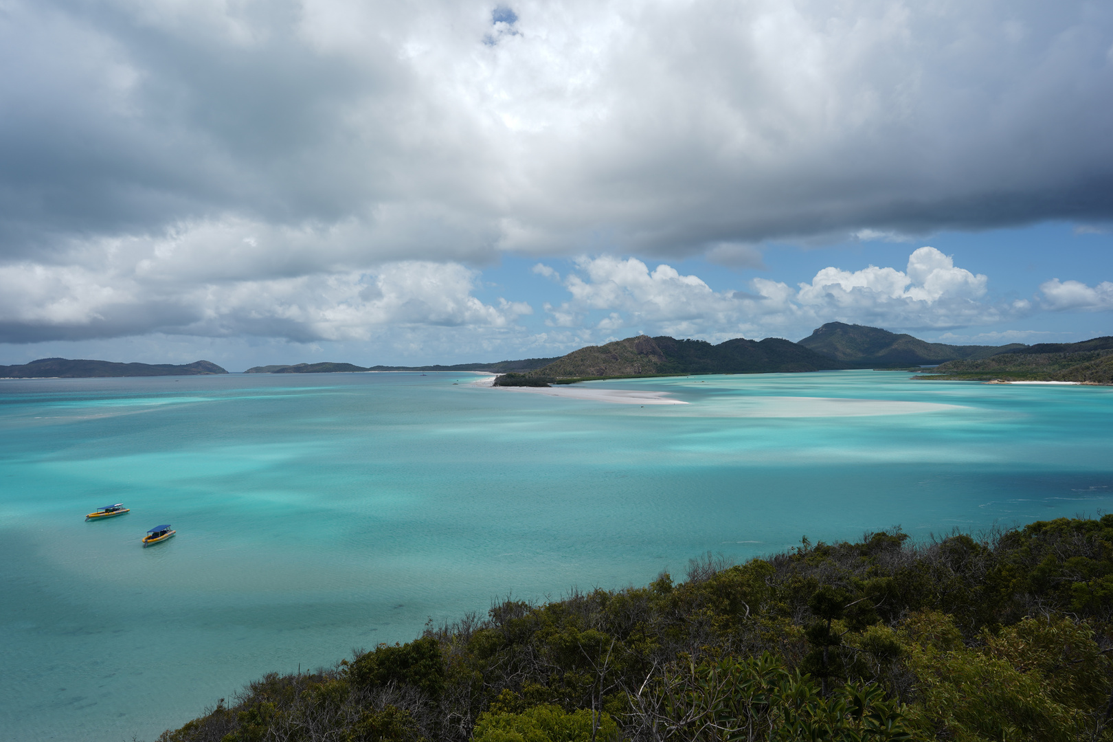 Hill Inlet Lookout - Whitehaven Beach Whitsunday Islands