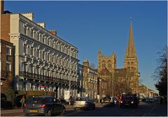 Hill Road et l’Eglise Notre-Dame des Martyrs Anglais  --  Cambridge