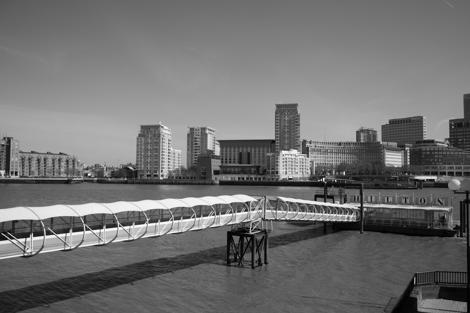 Hilton Dockland`s Riverside