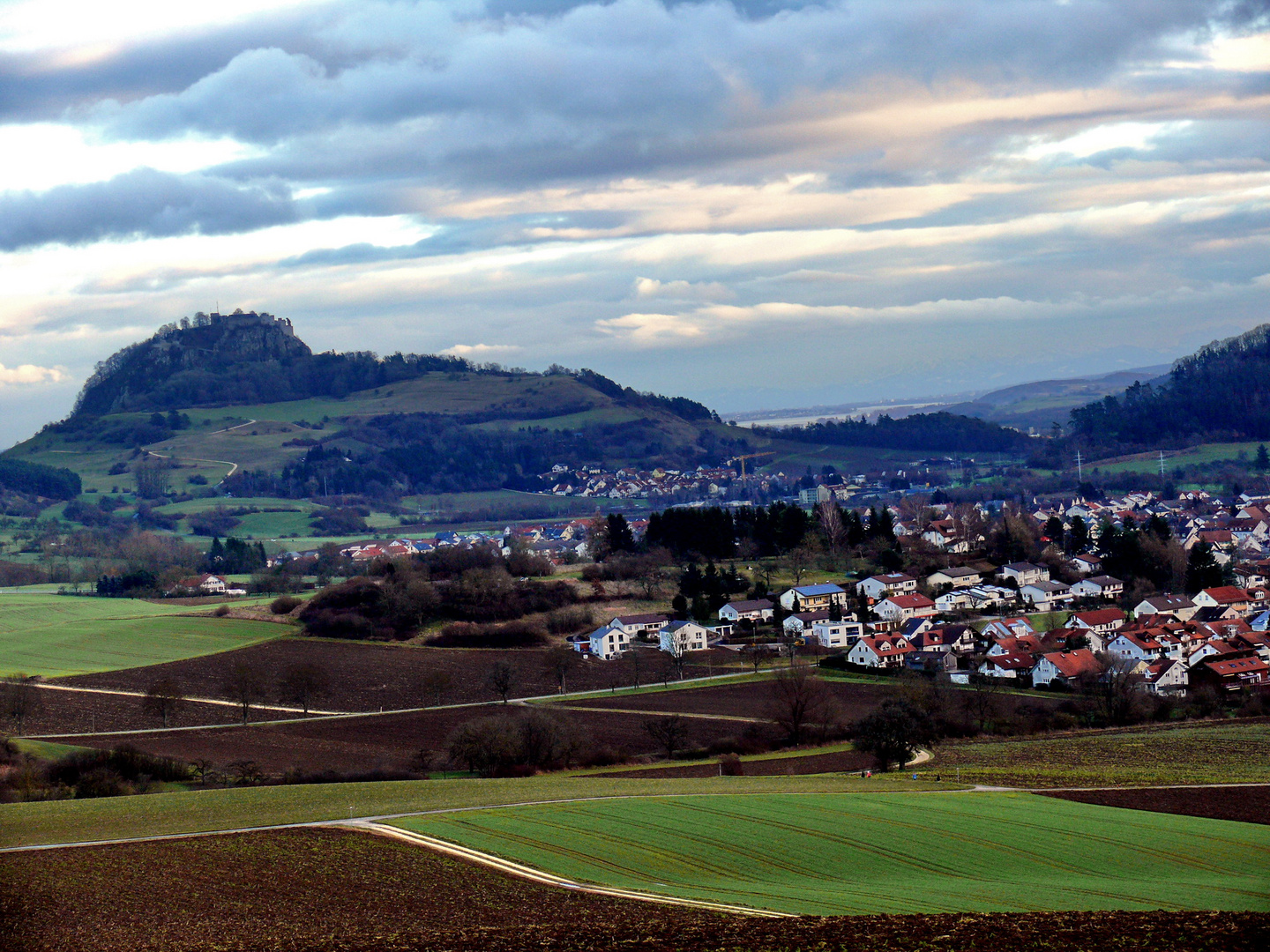 Hilzingen und Hohentwiel