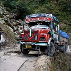 Himalaya Staat Sikkim (Indien) – Goods Carrier fast in den Tod