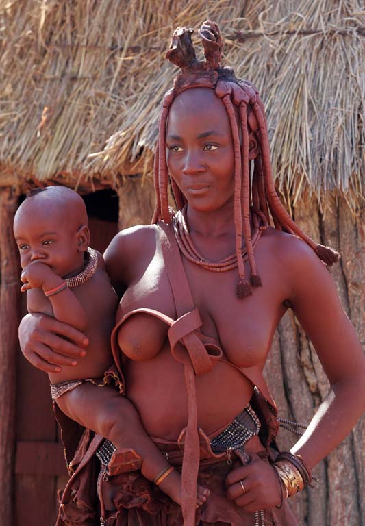 Himba Frau mit Kind