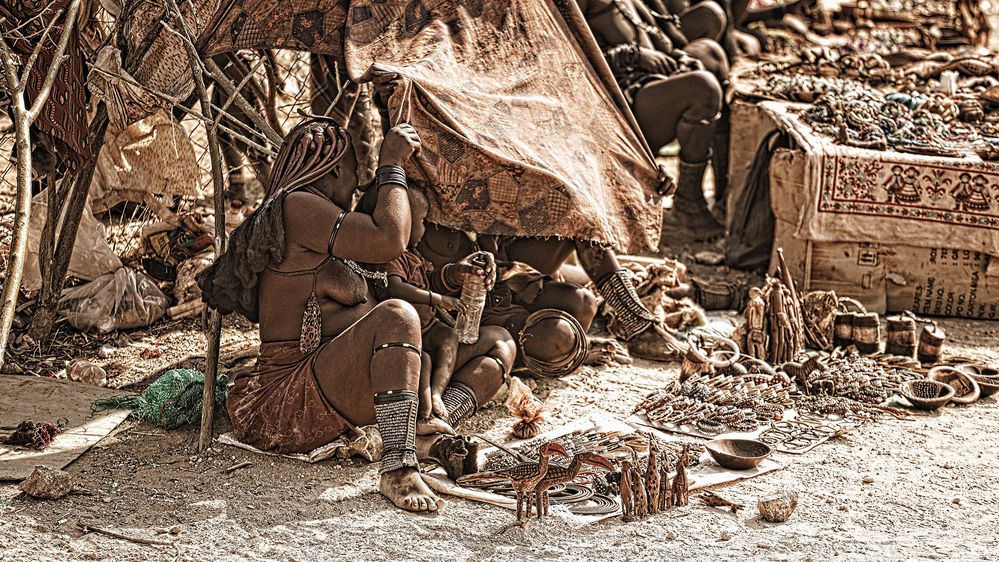 Himba-Frauen