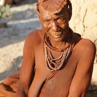 Himba gezeichnet vom Leben 