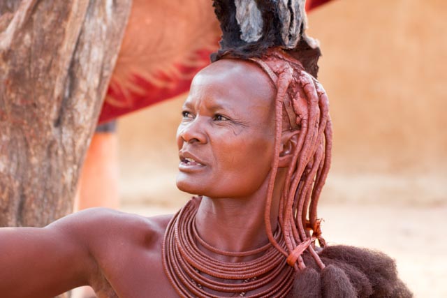 Himba Haeuptlingsfrau