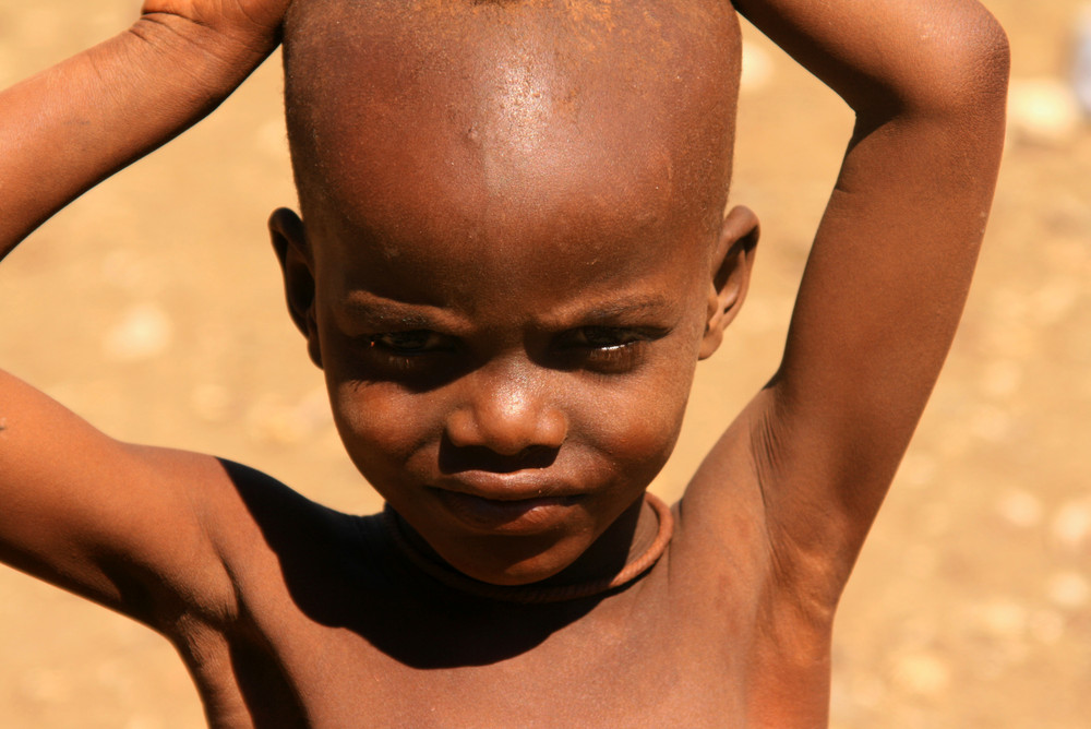 Himba Junge in Namibia