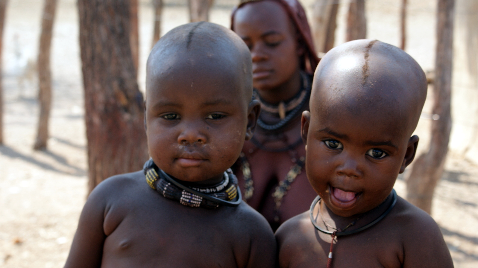 Himba-Jungs