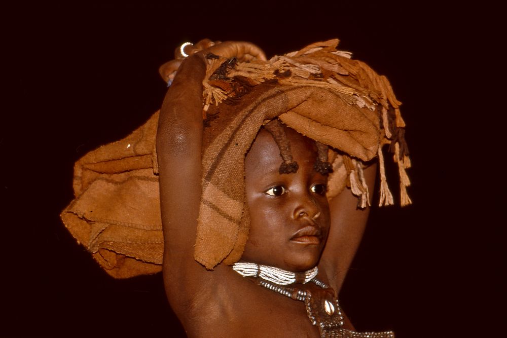 Himba Kind