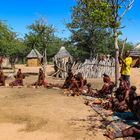 Himbafrauen am Verkaufsstand