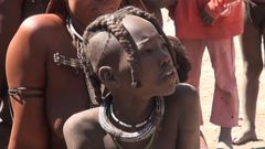 Himbamädchen bei Opuwo