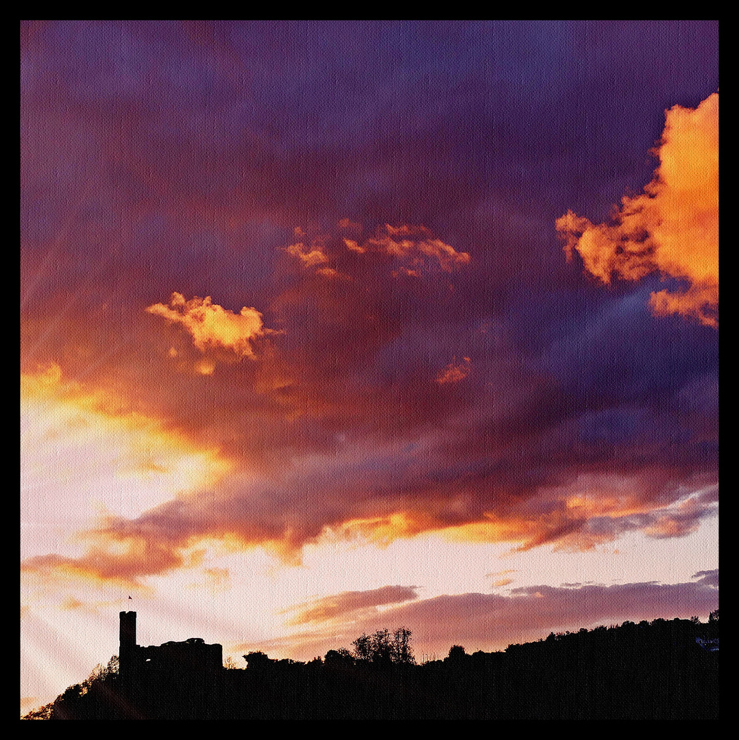 Himmel über Burg