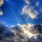 Himmel über dem Rhein im Herbst