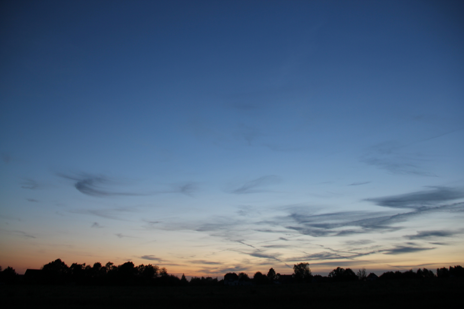 Himmel über den Feldern