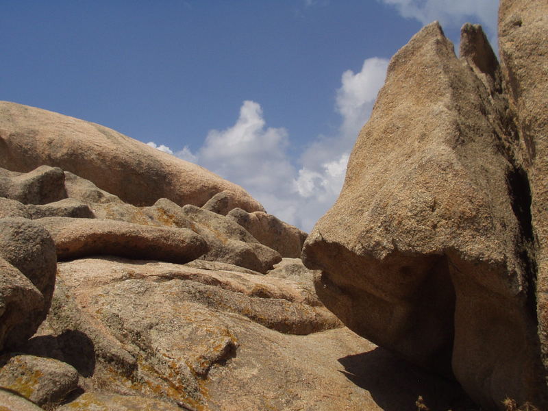 Himmel über den Felsen von Capo Testa