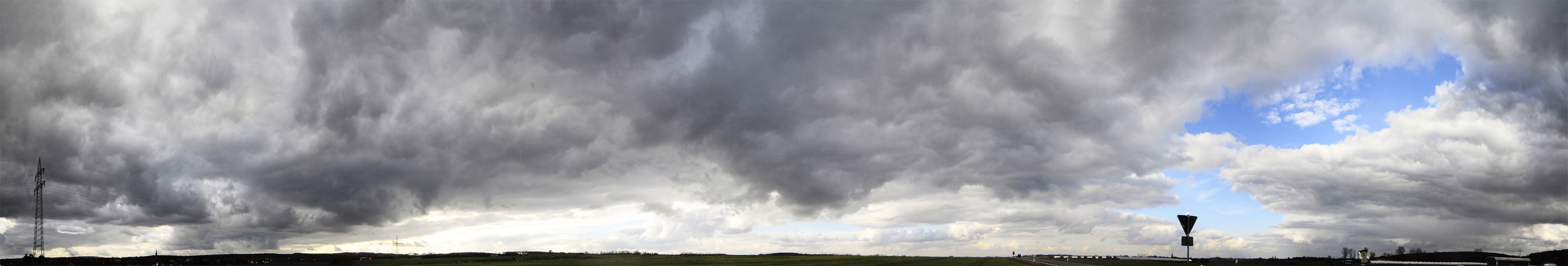 Himmel über der Eifel