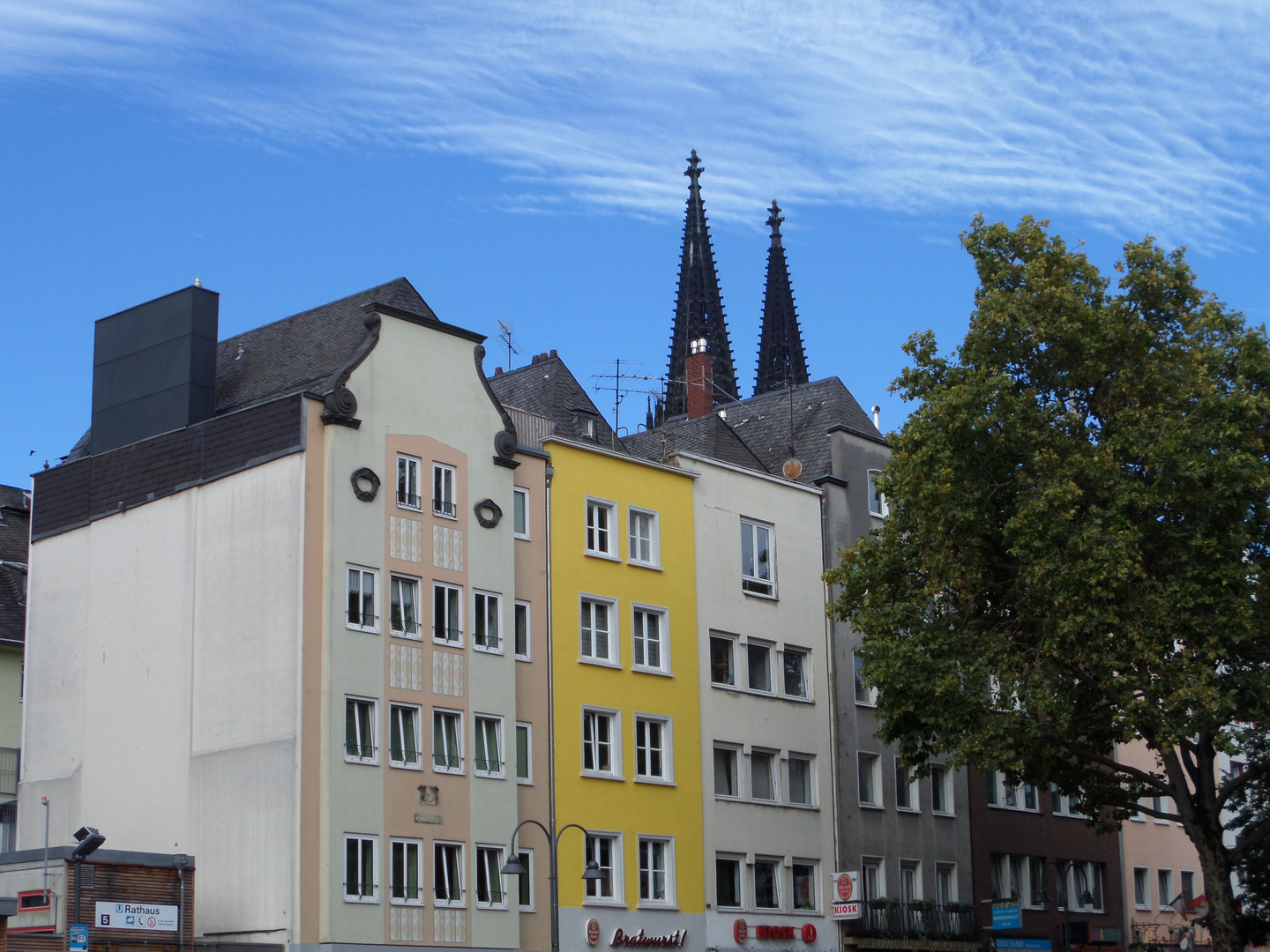 Himmel über der Kölner Altstadt